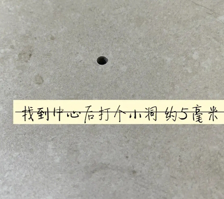 黄平瓷砖空鼓维修公司专业解答在瓷砖铺贴过程中，如果砂料搅拌不均匀，将会带来以下问题